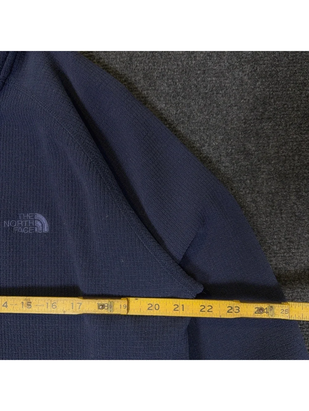 The North Face Navy Men's L Quarter Zip Pullover